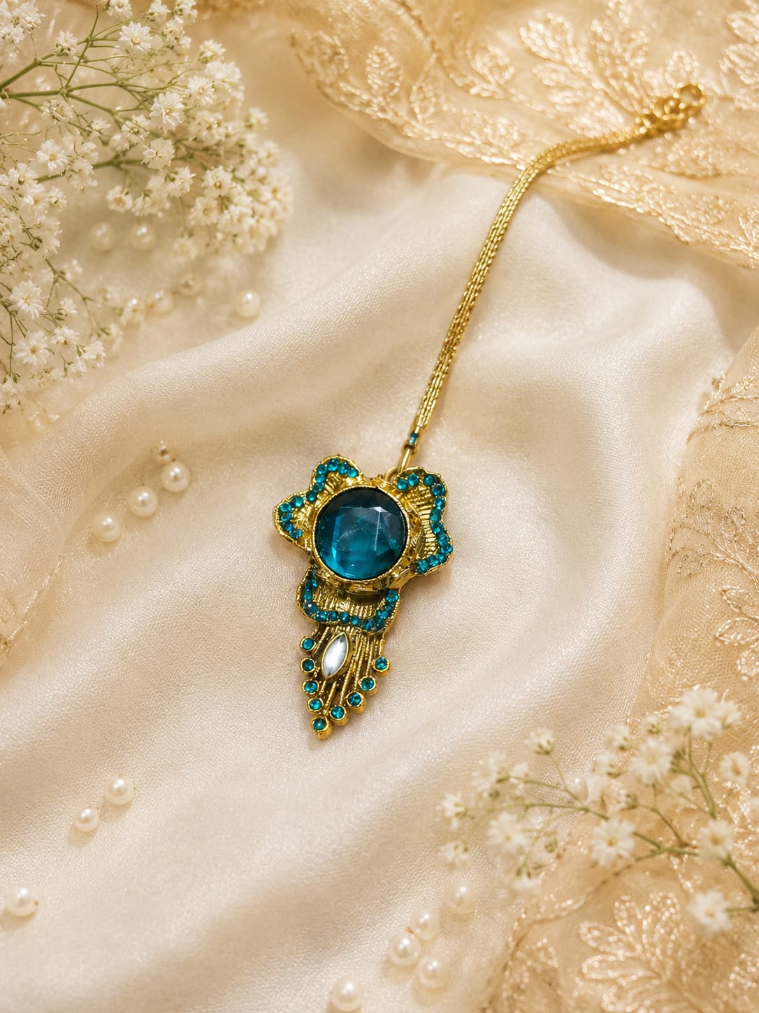 Emerald & Blue Turkish Jewelry Set (Choker, Earrings & Maang Tikka)